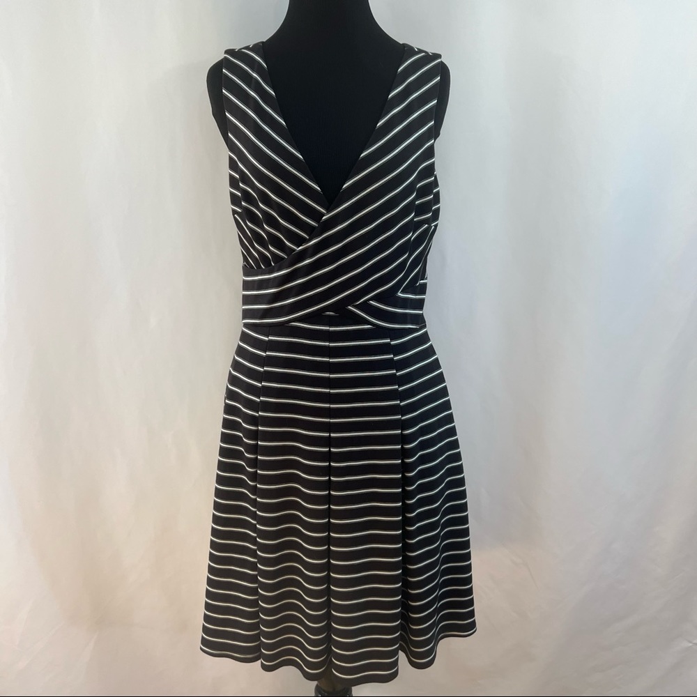 Donna Morgan Dress Faux Wrap Midi Tank Top Striped Pleated Fit Flare Size 8 M
